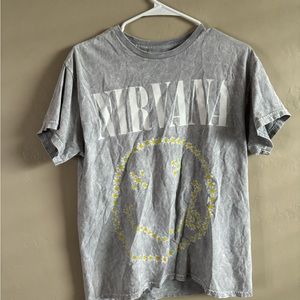 gray nirvana daisy shirt